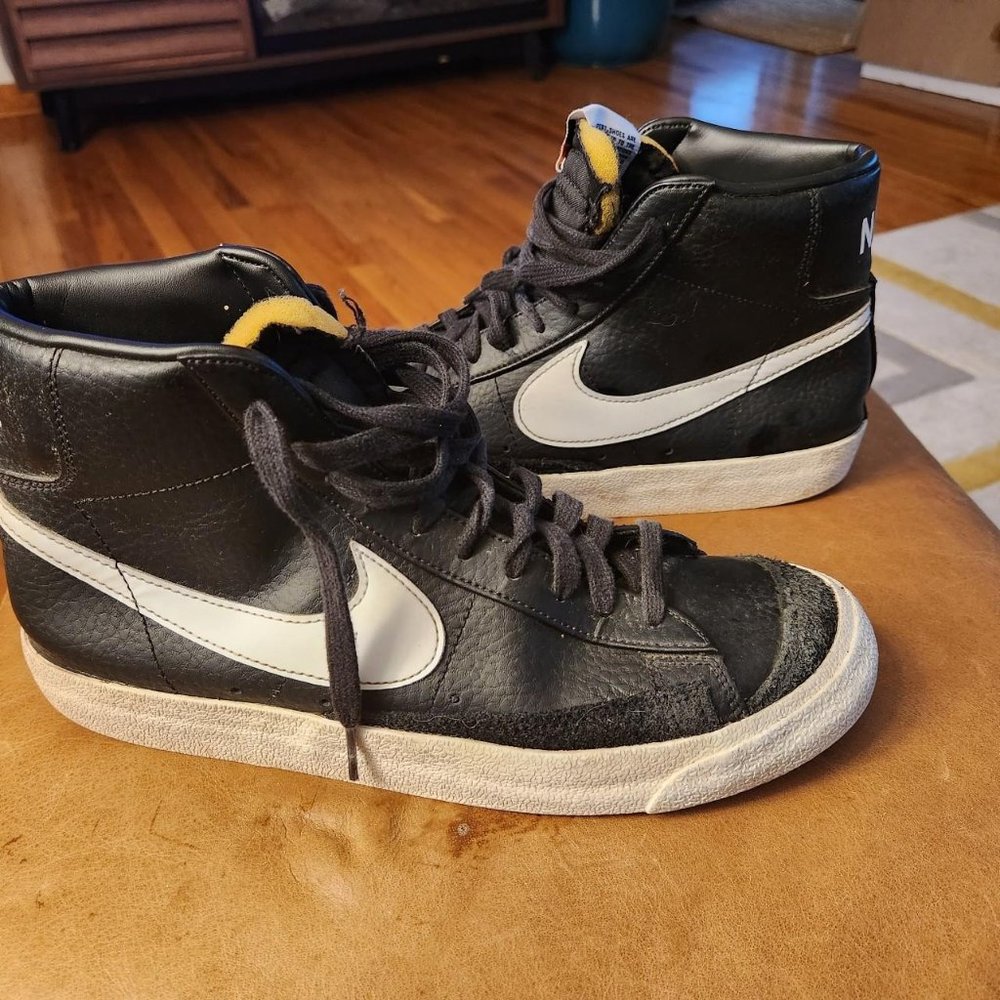 Nike Men's Black and White Trainers